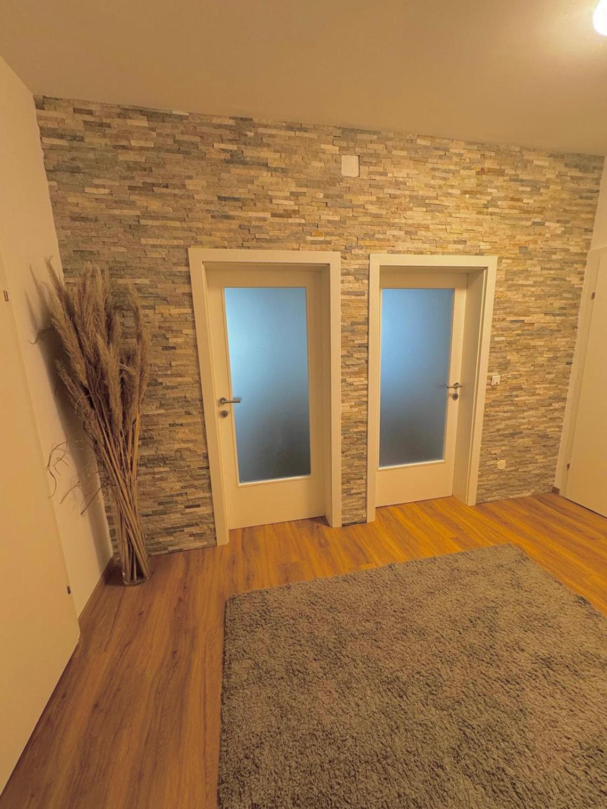 Sunny And Elegant Apartament In Central Location Graz Exterior photo